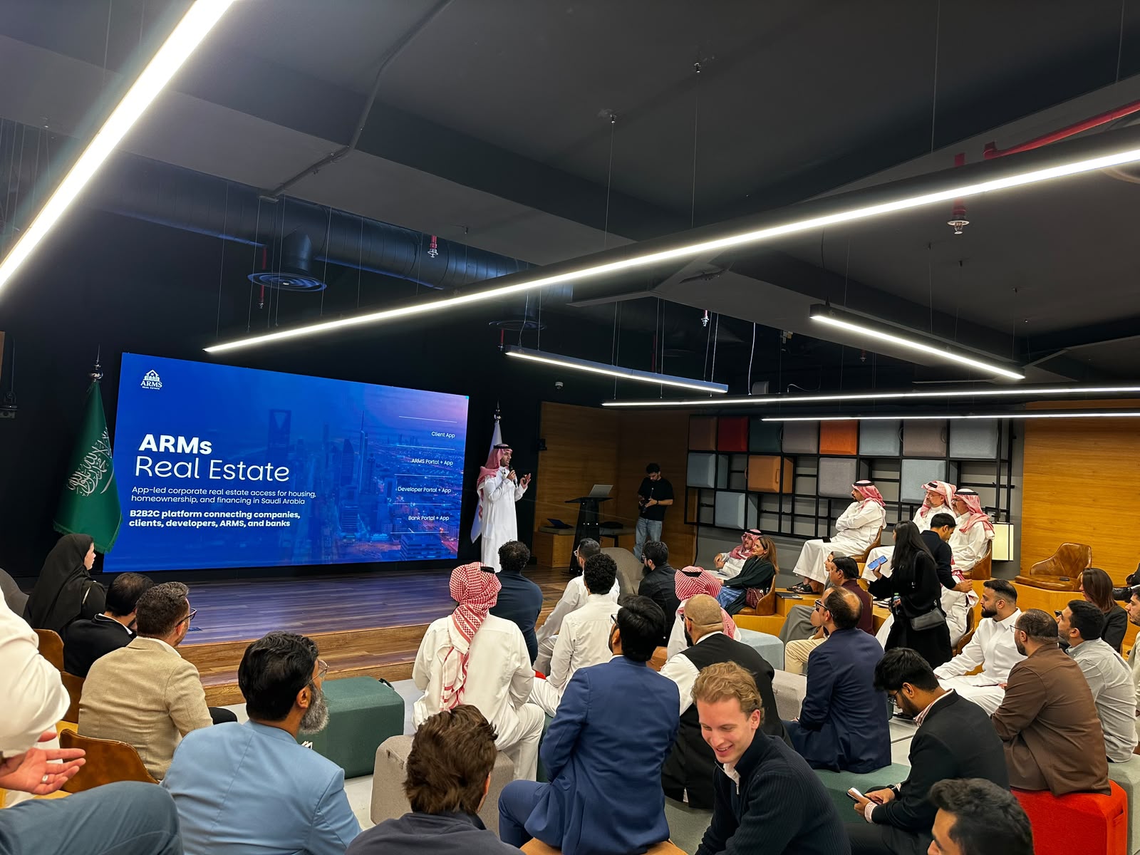 المركز الإعلامي بشركة ماكبلاش يحضر ملتقى رواد الأعمال والمستثمرين بالرياض